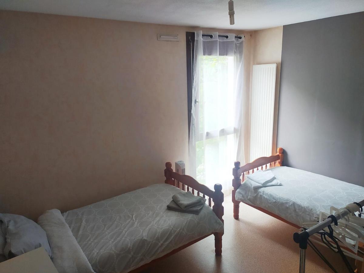 Chambre Privee 2 Pas Du Lac Chez L'Habitant Севріє Екстер'єр фото